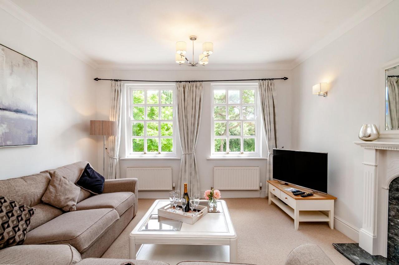 8 Kents Bank House Apartment Grange-over-Sands Bagian luar foto