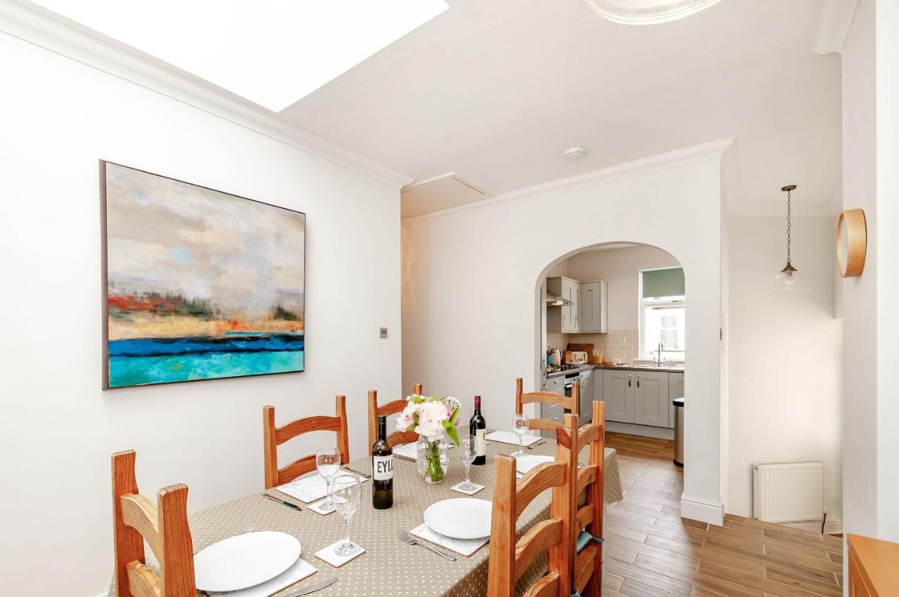 8 Kents Bank House Apartment Grange-over-Sands Bagian luar foto