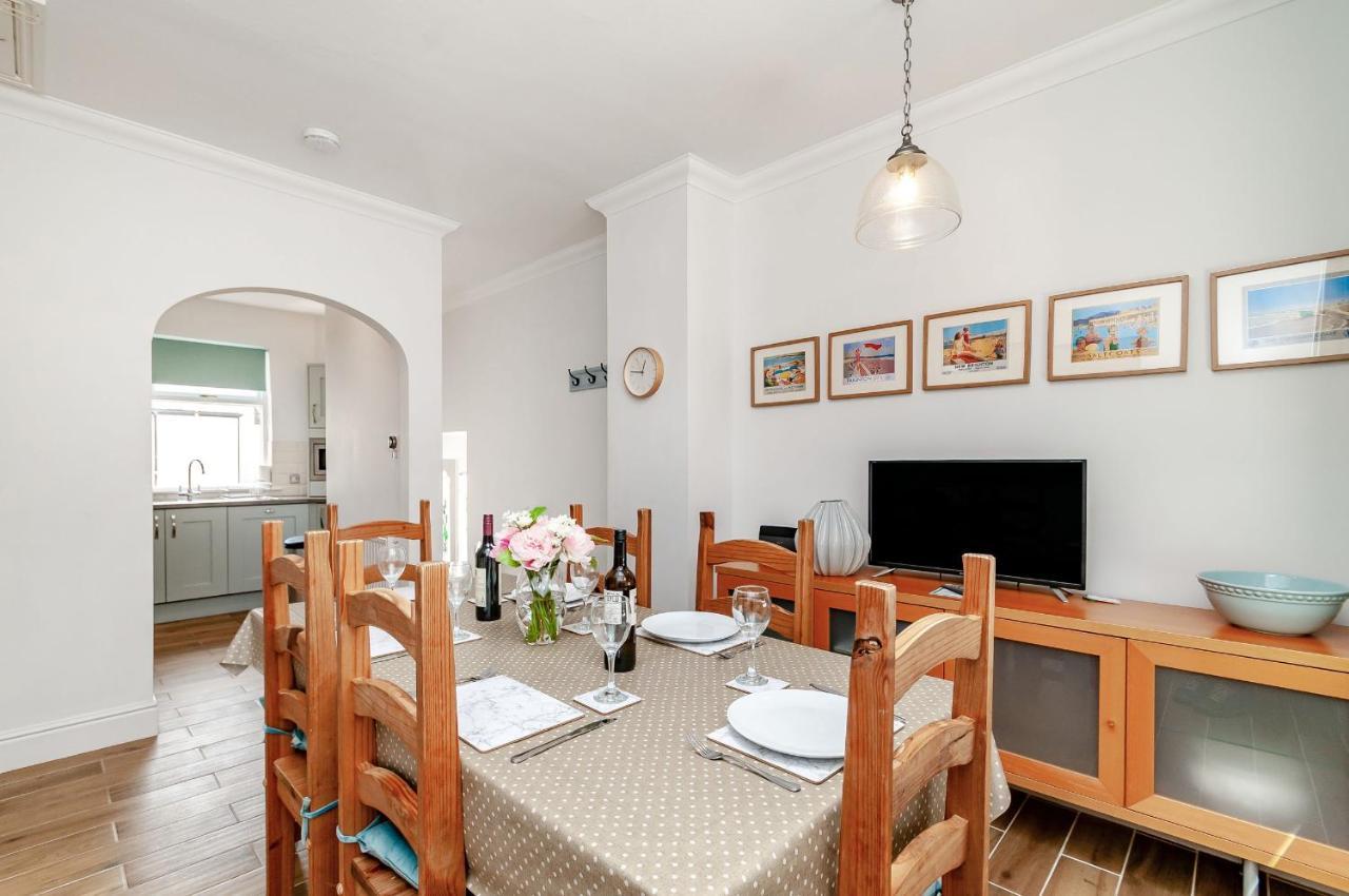 8 Kents Bank House Apartment Grange-over-Sands Bagian luar foto