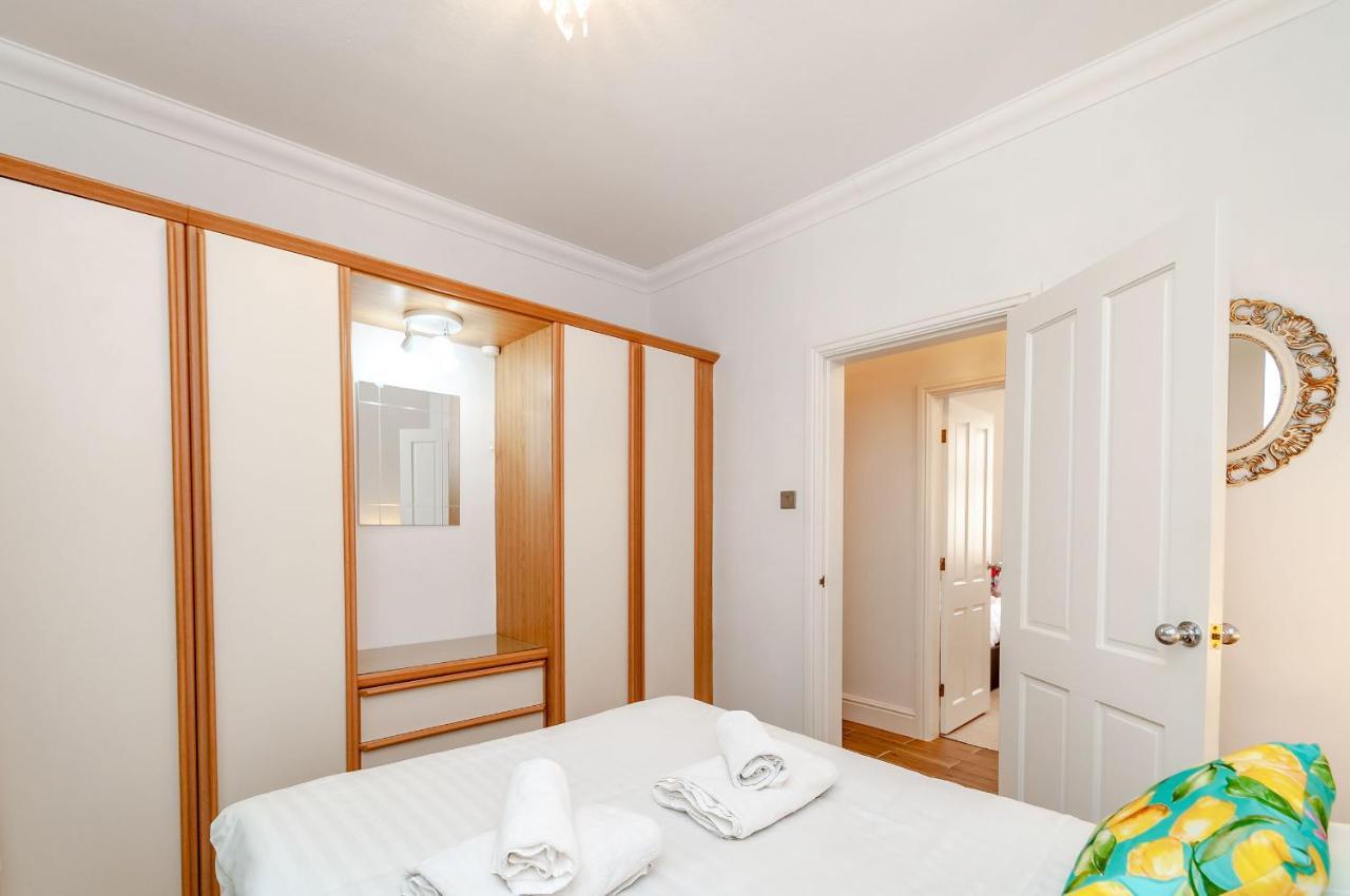 8 Kents Bank House Apartment Grange-over-Sands Bagian luar foto