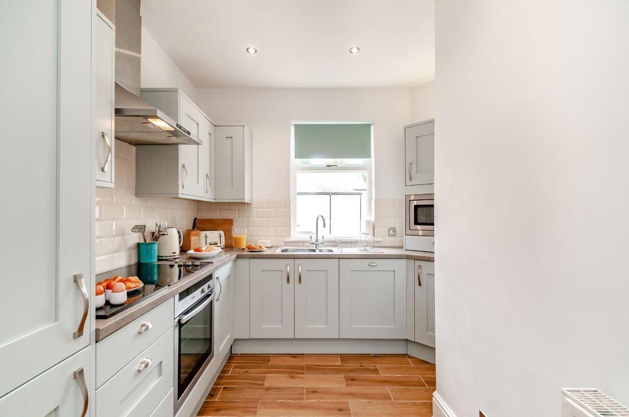 8 Kents Bank House Apartment Grange-over-Sands Bagian luar foto
